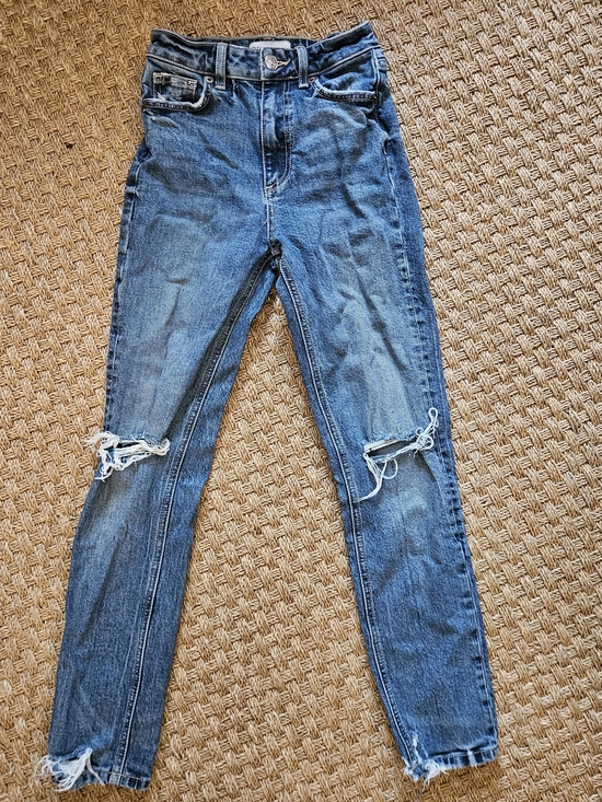 Zara Denim - Women's Zara Distressed Blue Skinny Jeans